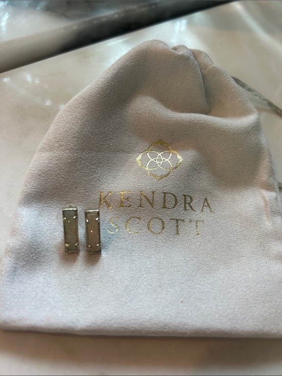 Kendra Scott Jewelry - Kendra Scott Gold Iridescent Druzy Bar Stud Earrings
